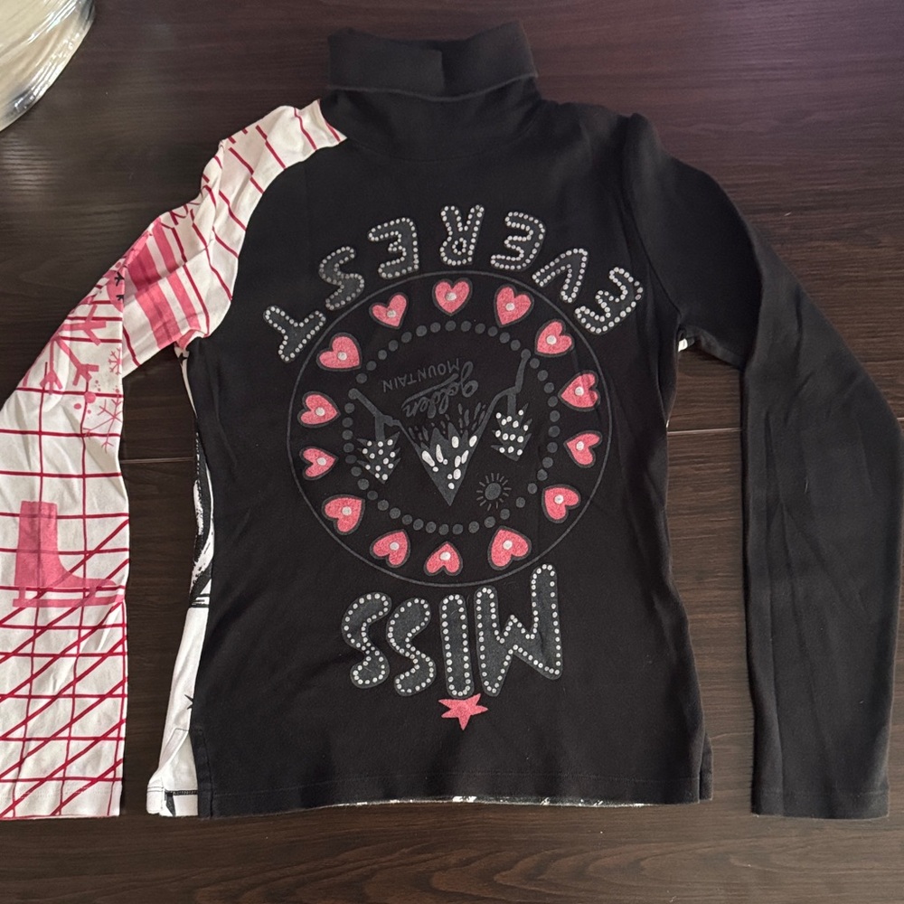 Black 'Miss Severt' Graphic Turtleneck Top with Pink Heart Accents